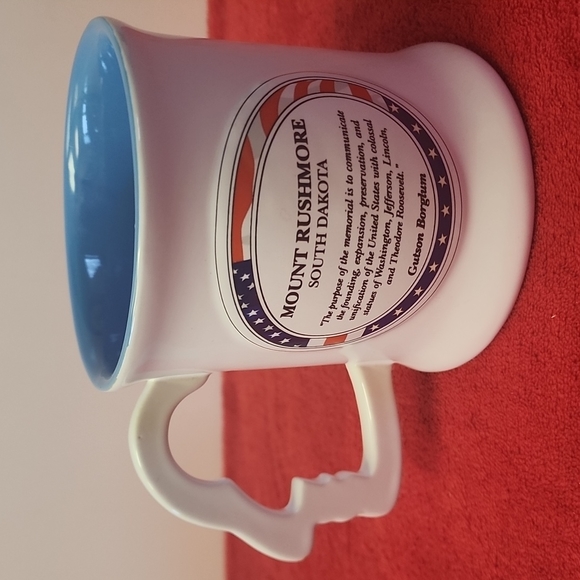 Mount Rushmore South Dakota, 18oz. Mug - Picture 2 of 12